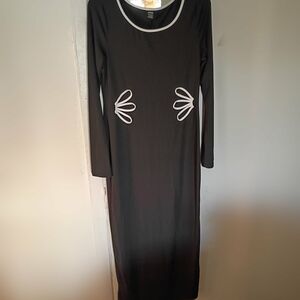 Elegant Black and White Long Sleeve Dress